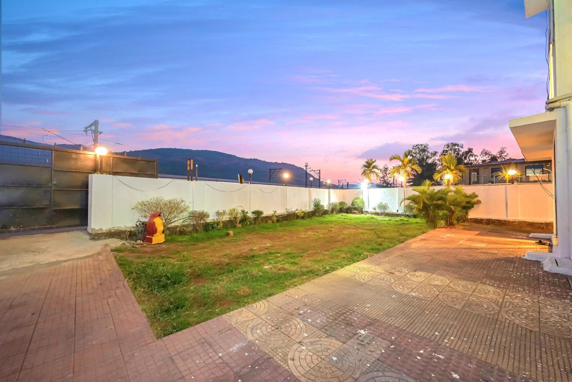 Empyrean Stay II 6Bhk Big Daddy Villa Ll Ac II Pvt Pool II Terrace View II Lux Lonavala Ngoại thất bức ảnh